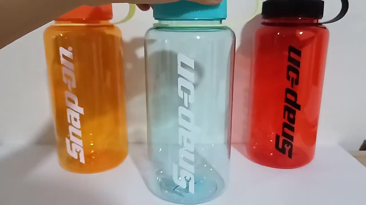 Customize Your Hydration: Designing Unique Patterns for a 1 Liter Water Bottle