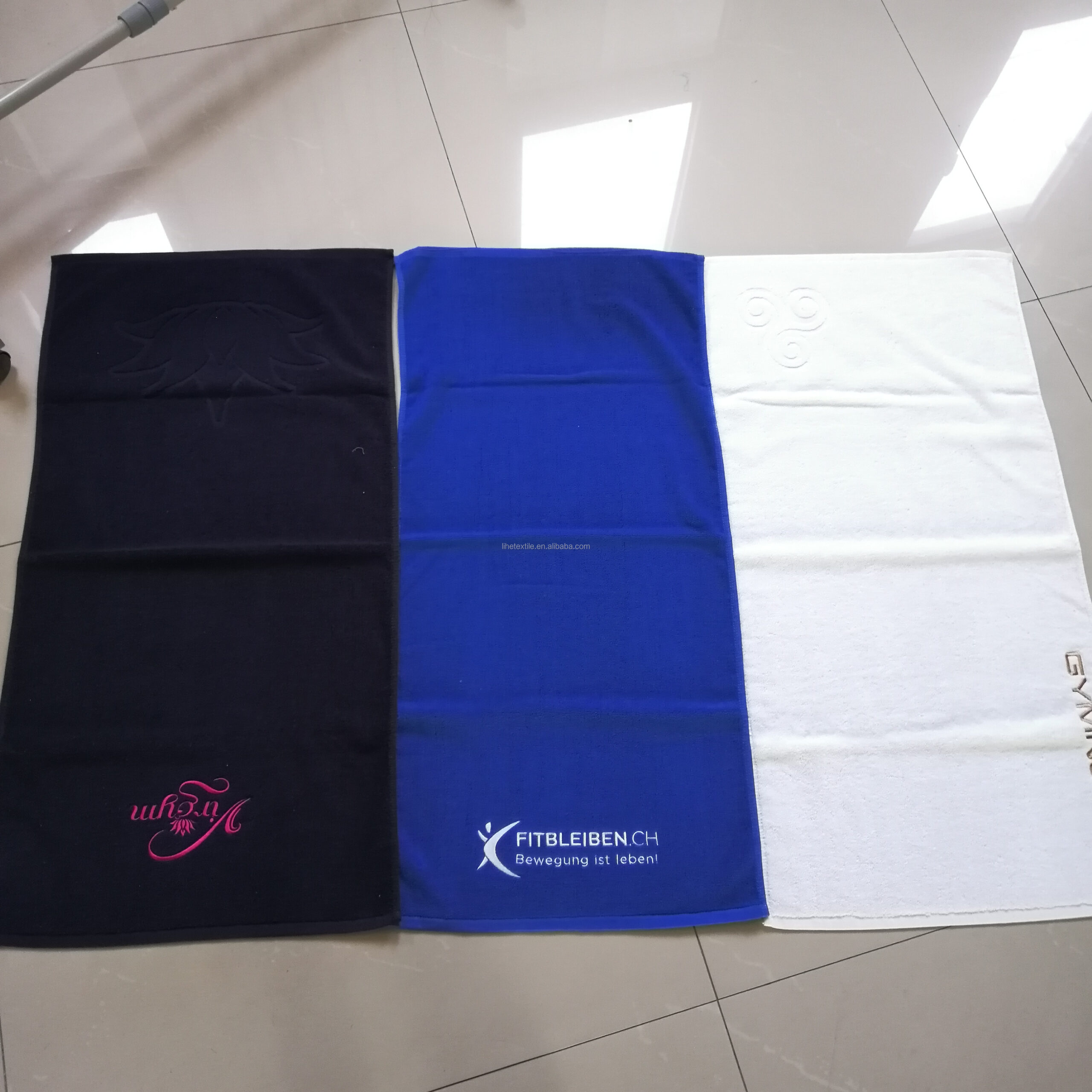 100% Cotton Plain Color Embroidery Logo Customization Hand Towel Gym Towel​