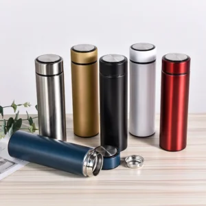 Surtido de botellas de agua personalizadas de acero inoxidable en pedidos al por mayor