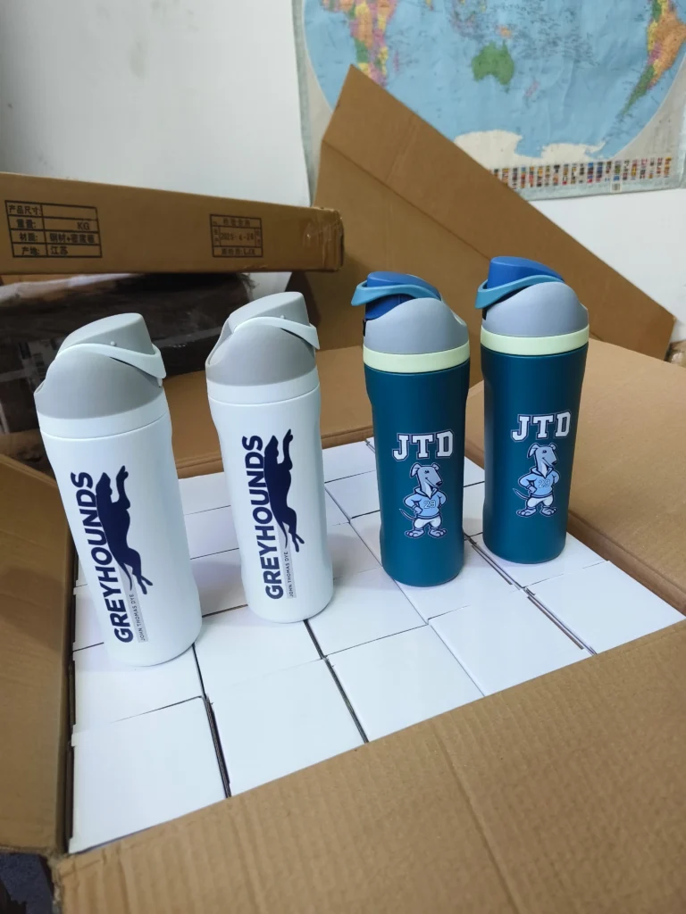 Owala-style sports water bottles with straw lids and printed logos – best water bottle with straw