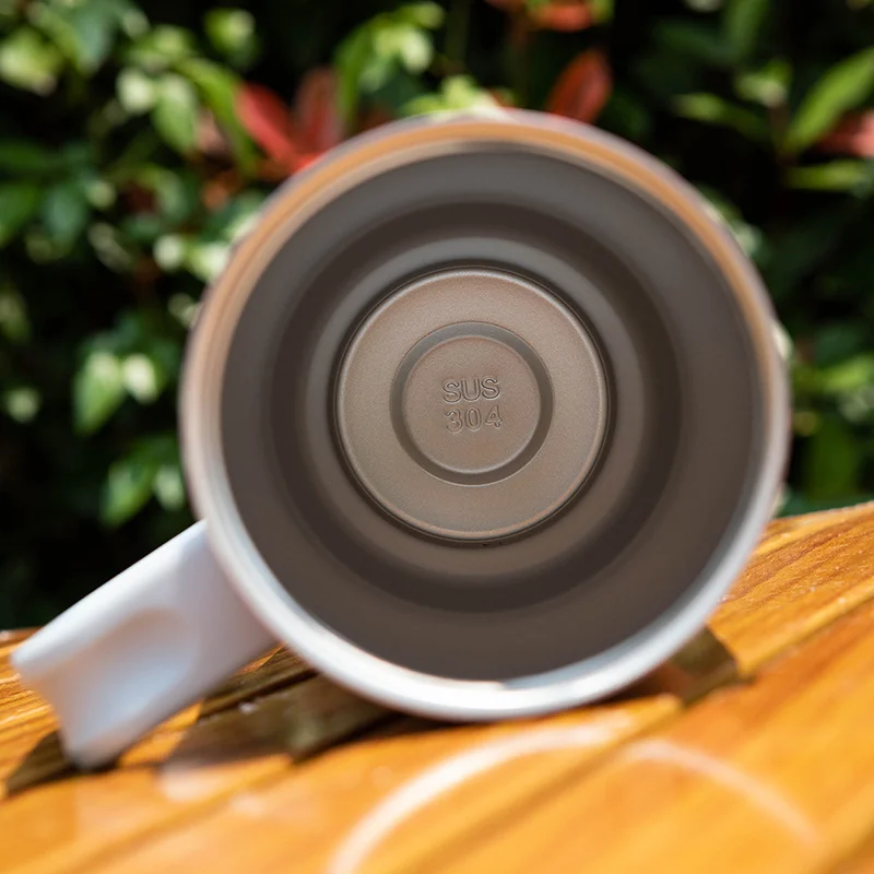 bottom view of thermos style water bottle with straw