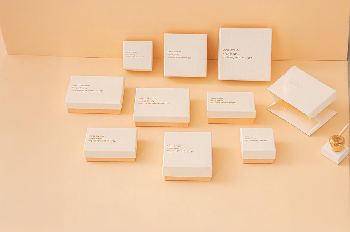 Custom Jewelry Box with Partial Cover Lid (2)