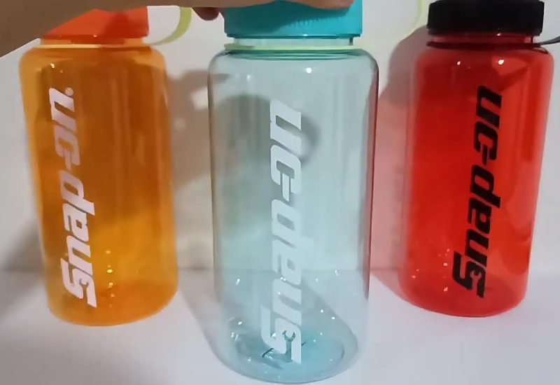 Customize Your Hydration: Designing Unique Patterns for a 1 Liter Water Bottle