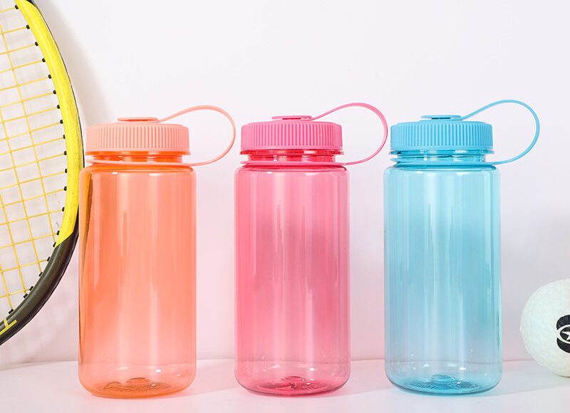 1 Liter Water Bottle: Hydration Meets Creativity In the realm of hydration, our 1 Liter Water Bottle stands out as a versatile companion, designed to cater to your daily fluid intake needs. With a generous 1-liter capacity, it ensures you stay on top of your hydration game, whether you're on a long hike or working through marathon meetings. Personalized Patterns: Make It Yours What sets this bottle apart is the opportunity for customization. We invite you to design unique patterns that resonate with your individuality. From abstract art to your favorite quotes, every bottle becomes a wearable piece of art, reflecting your style and interests. This feature elevates the bottle from a simple utility item to a personalized accessory. Functionality Meets Aesthetics The 1 Liter Water Bottle doesn't compromise on function for fashion. It's crafted with high-quality materials for durability and insulation, keeping your beverages cold on hot days and warm on chilly ones. The ergonomic design ensures easy grip, while the leak-proof cap guarantees no unexpected spills, making it ideal for any adventure or daily routine. A Statement of Style in Everyday Life Whether you're hitting the gym, commuting, or enjoying outdoor adventures, this bottle becomes more than just a hydration tool. It's a conversation starter, a reflection of your unique taste, and a testament to how even everyday items can be personalized to match your lifestyle.